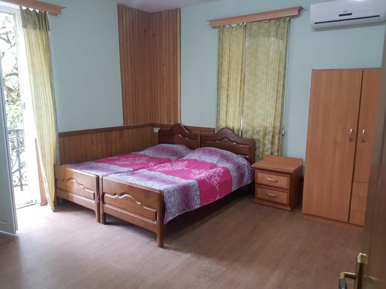 Twin Cottages Ureki Bagian luar foto