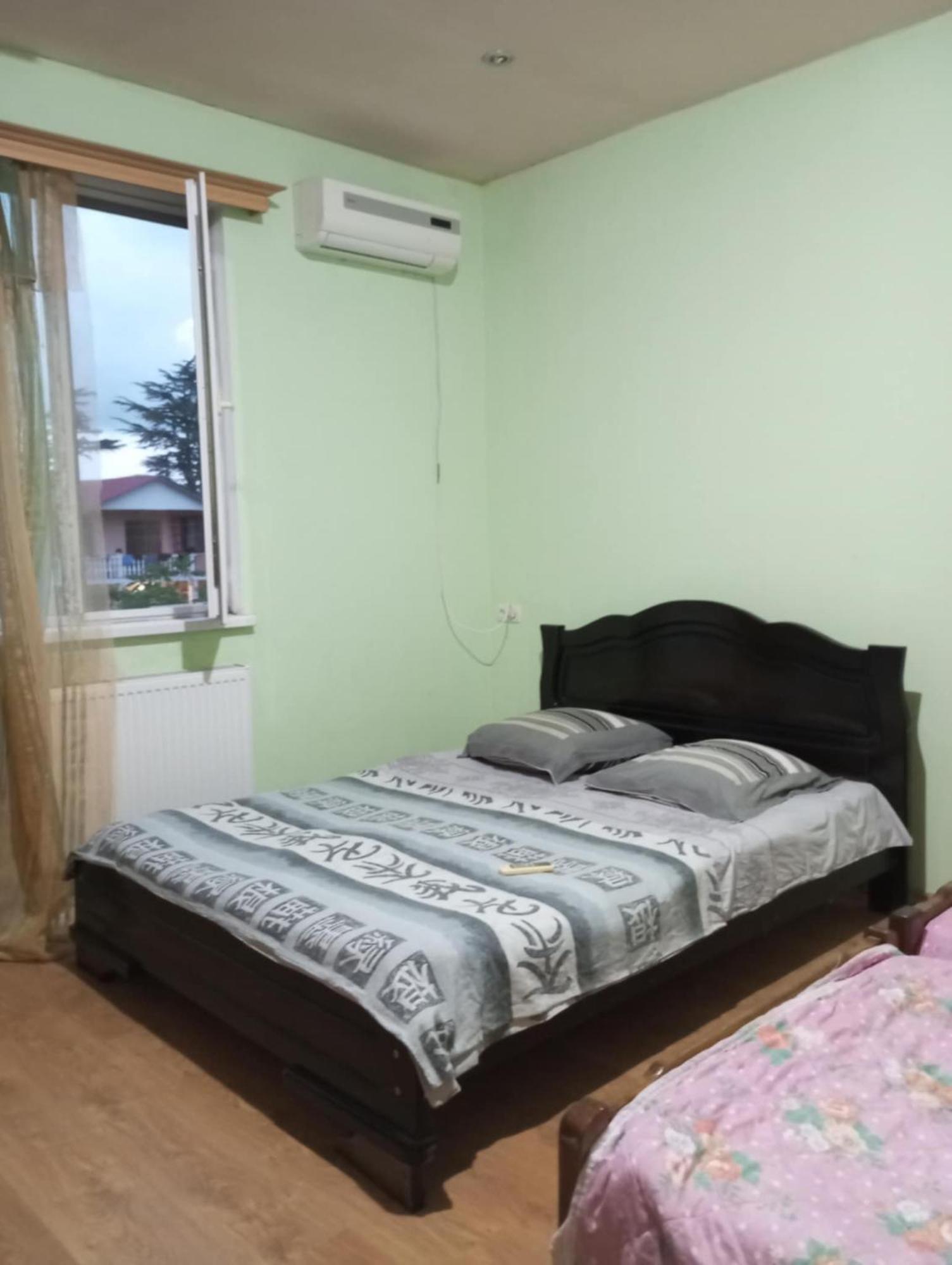 Twin Cottages Ureki Bagian luar foto