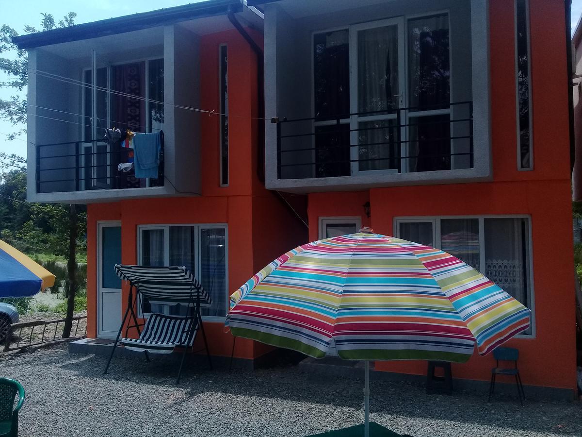 Twin Cottages Ureki Bagian luar foto