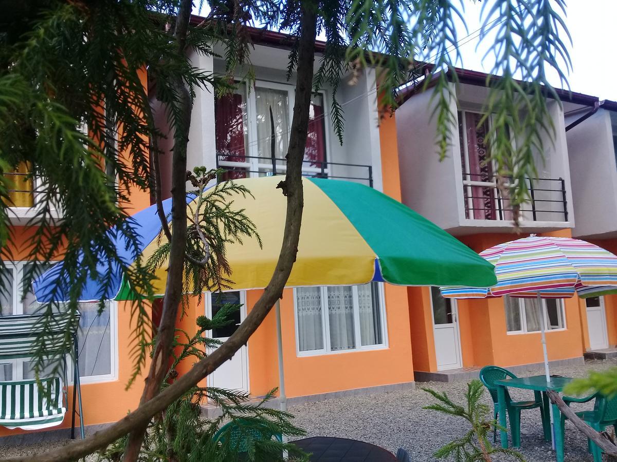 Twin Cottages Ureki Bagian luar foto